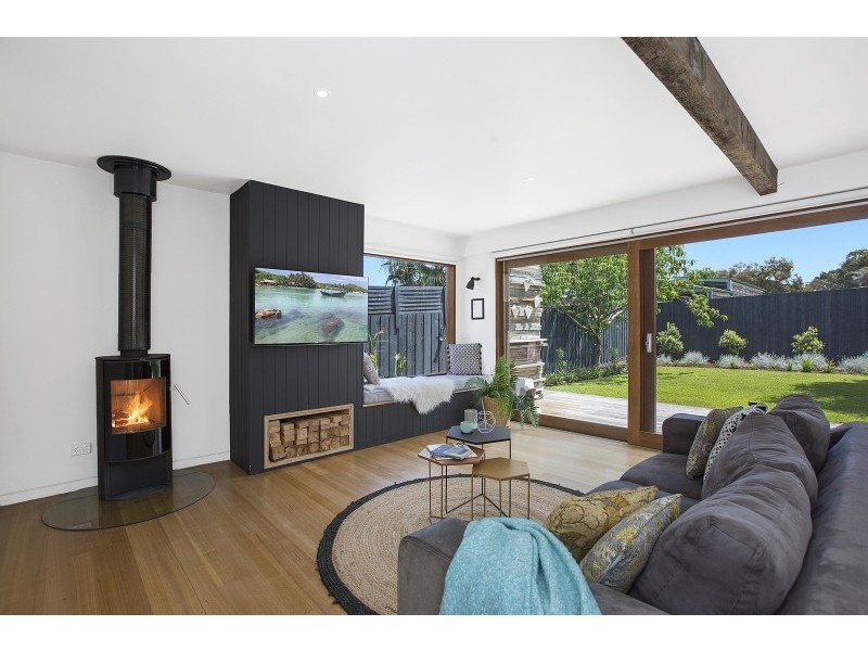 8 Manly Avenue, Cape Woolamai VIC 3925