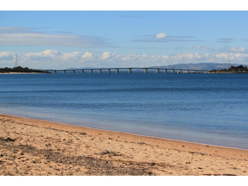 20 Seaspray Avenue, Cape Woolamai VIC 3925