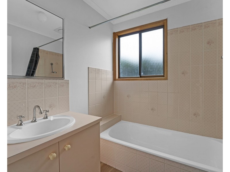 3 Galleon Crescent, Sunset Strip VIC 3922