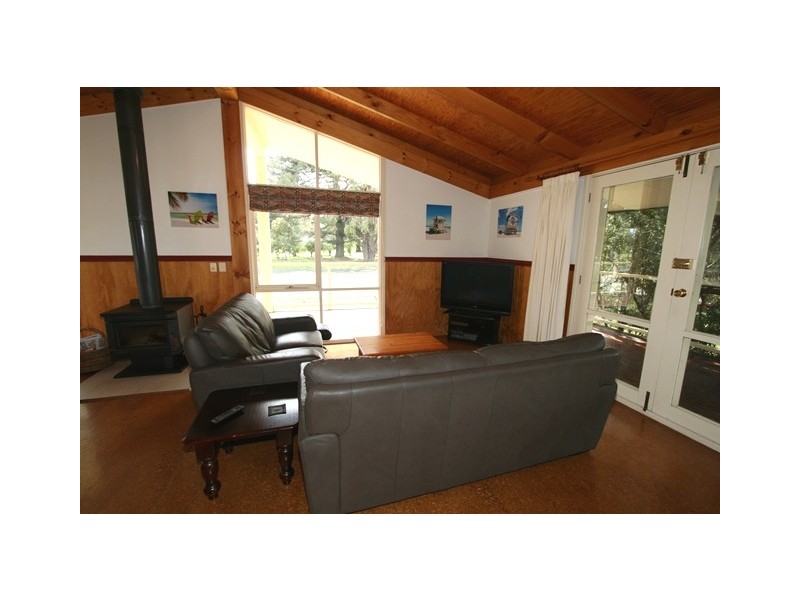 312 Coghlan Road, Silverleaves VIC 3922