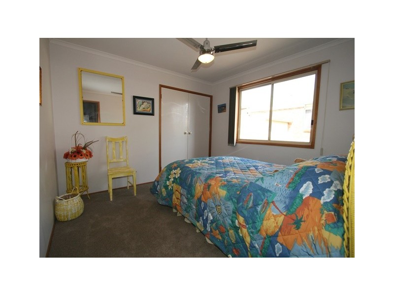 1 Parrakoola Way, Cowes VIC 3922