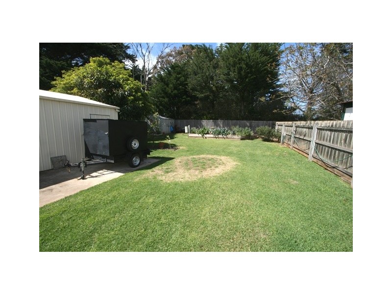 1 Parrakoola Way, Cowes VIC 3922