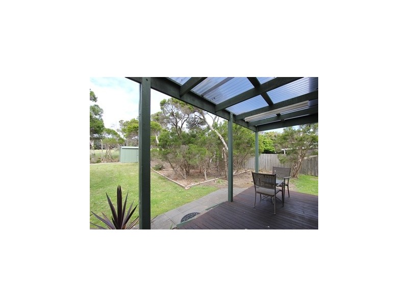 1 Dolphin Drive, Smiths Beach VIC 3922