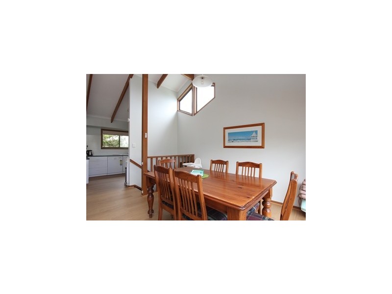 1 Dolphin Drive, Smiths Beach VIC 3922