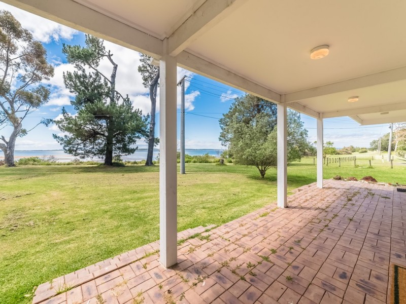 4 Underdown Court, Rhyll VIC 3923