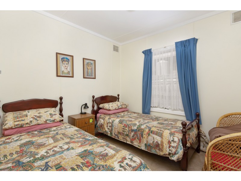 22 Raywood Avenue, Cowes VIC 3922