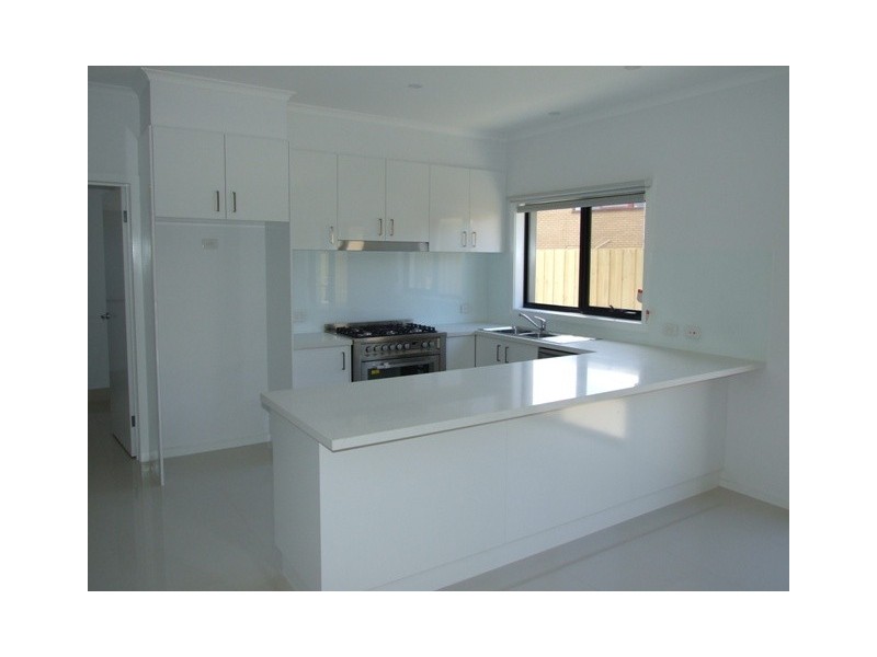 8 Ibis Court, Cowes VIC 3922