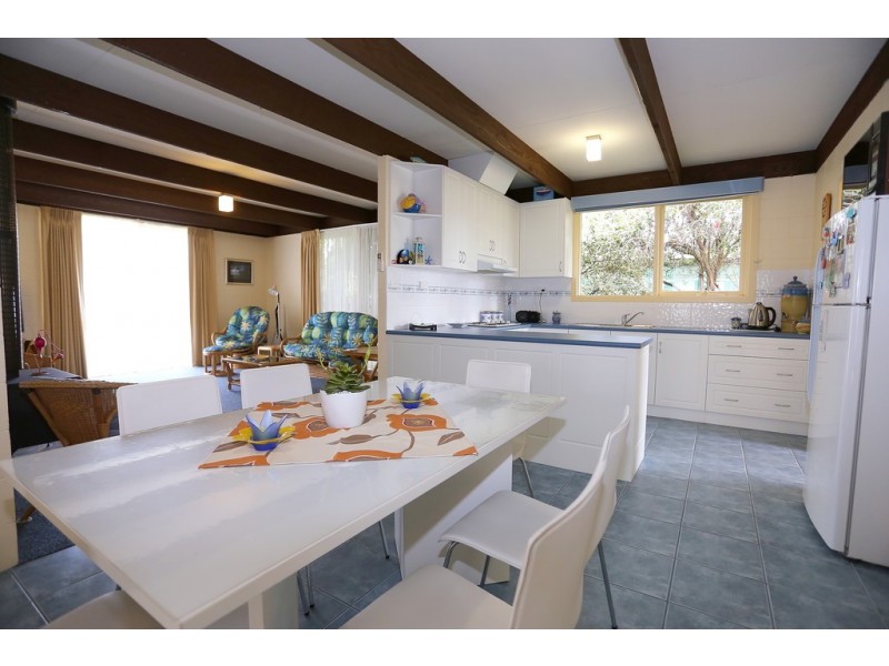 274 Settlement Road, Cowes VIC 3922