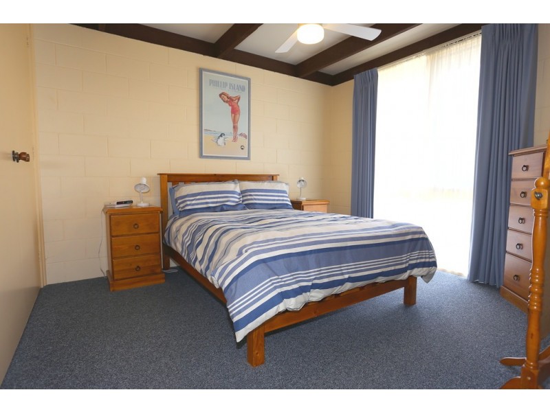 274 Settlement Road, Cowes VIC 3922