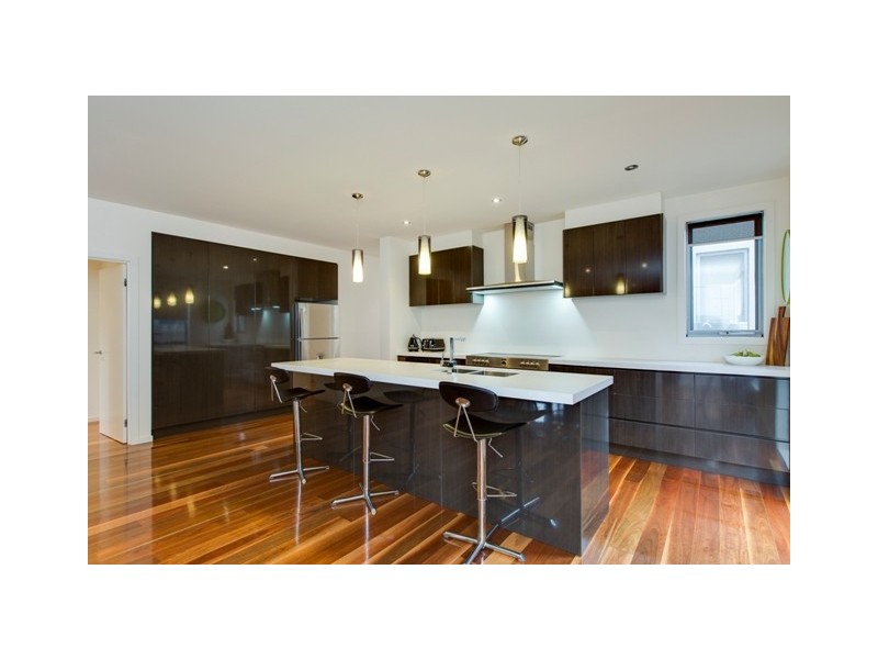 14 Cove Place, Cowes VIC 3922