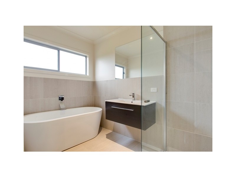 14 Cove Place, Cowes VIC 3922