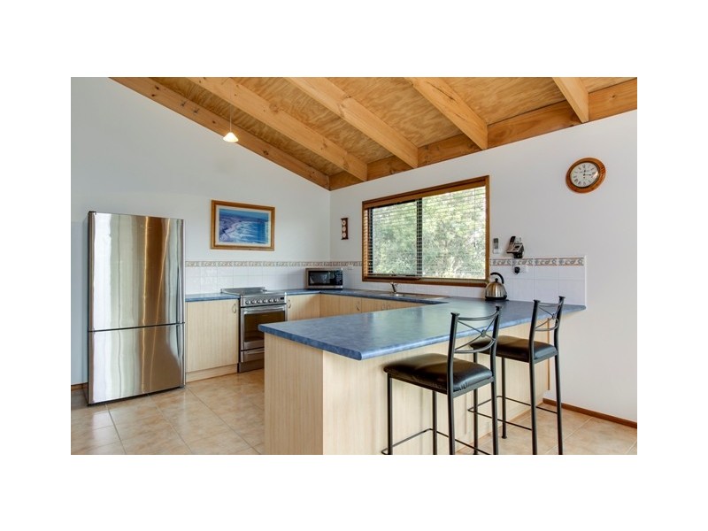 8 Milton Street, Cape Woolamai VIC 3925