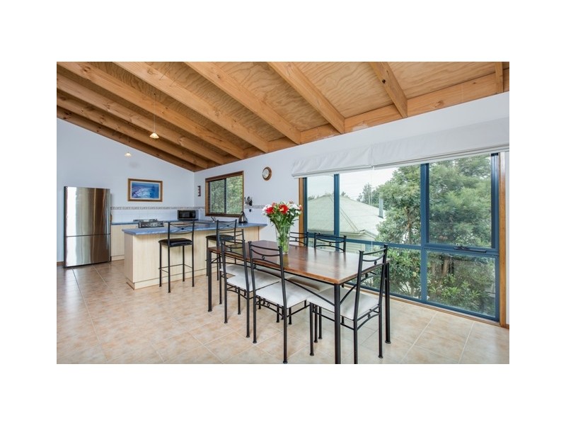 8 Milton Street, Cape Woolamai VIC 3925