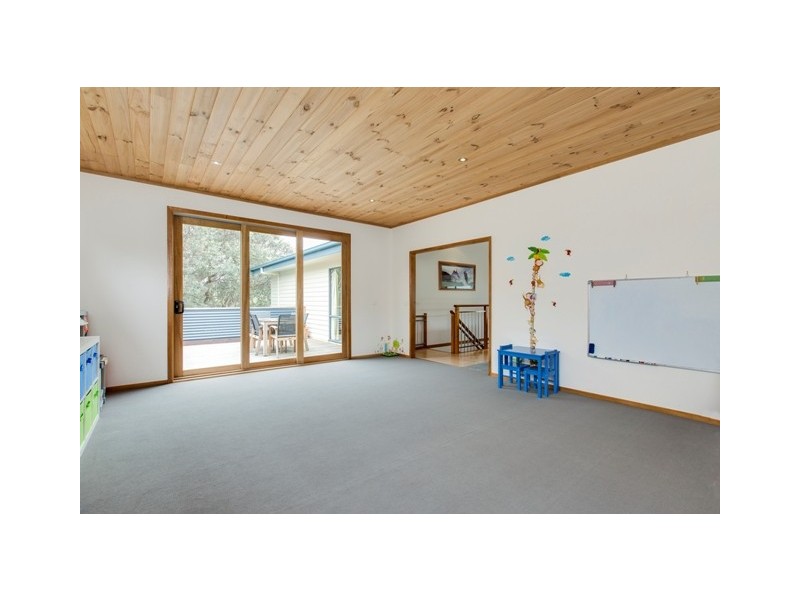 8 Milton Street, Cape Woolamai VIC 3925