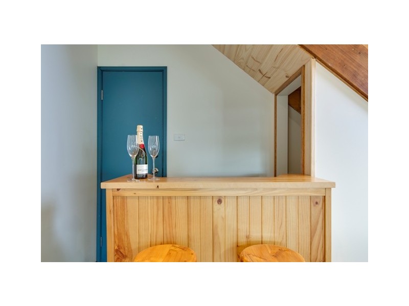 8 Milton Street, Cape Woolamai VIC 3925