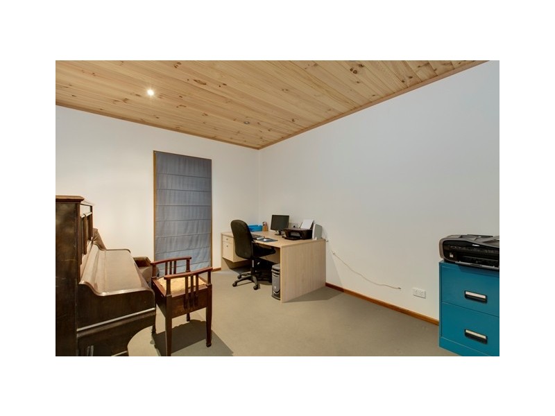 8 Milton Street, Cape Woolamai VIC 3925