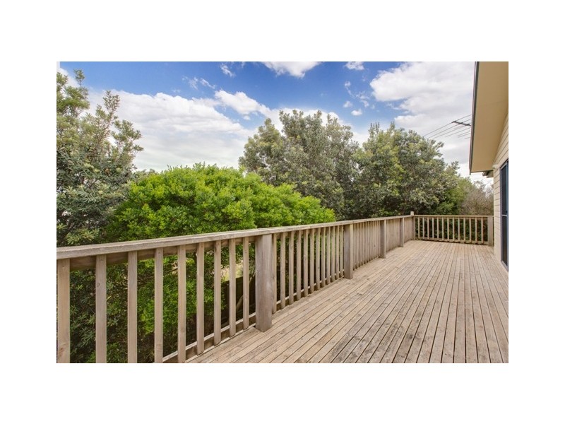 8 Milton Street, Cape Woolamai VIC 3925