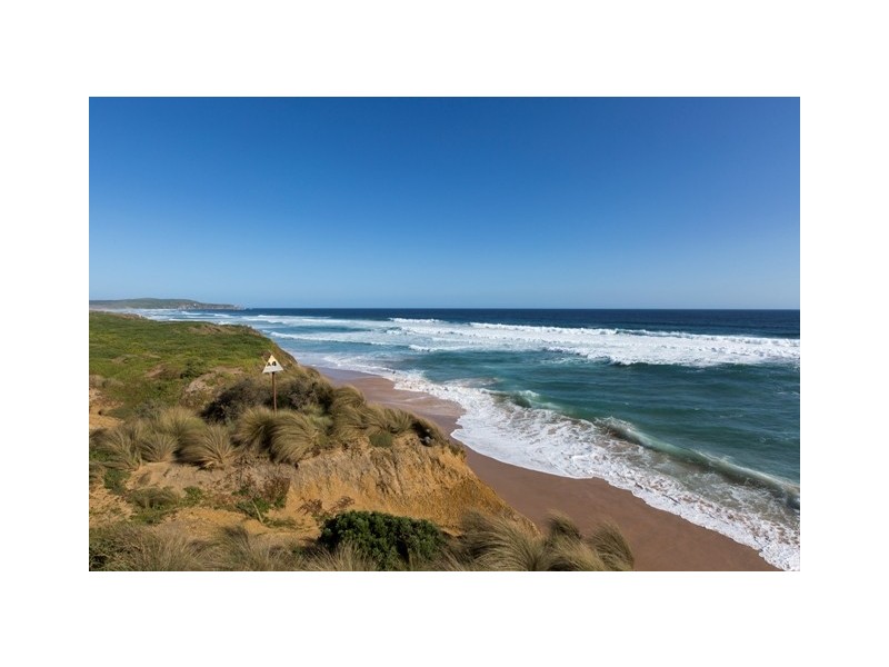 8 Milton Street, Cape Woolamai VIC 3925