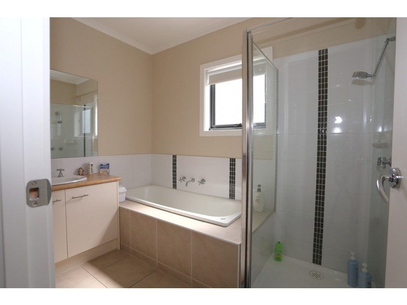 1/8 Park Street, Cowes VIC 3922