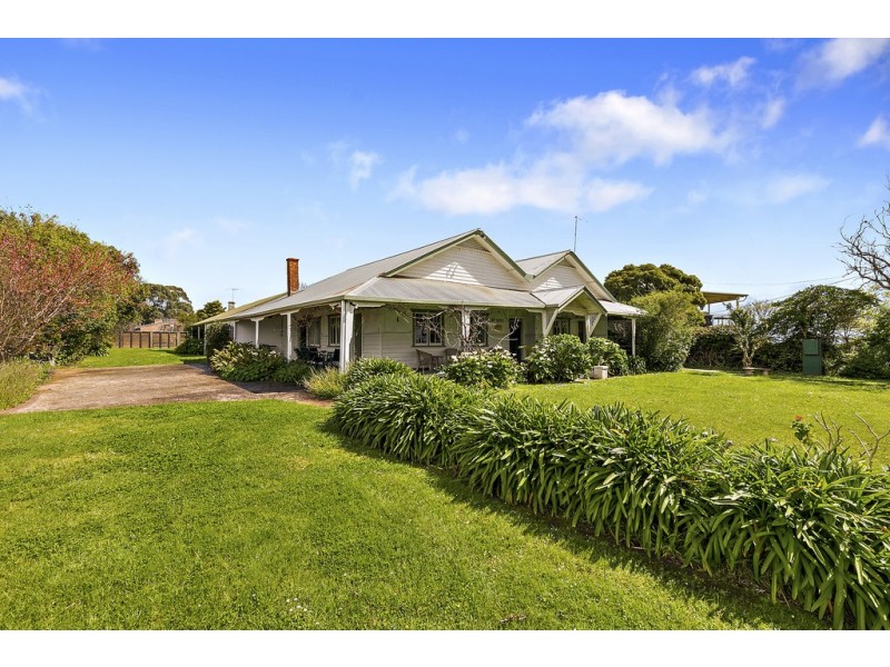 37-38 Forrest Avenue, Newhaven VIC 3925