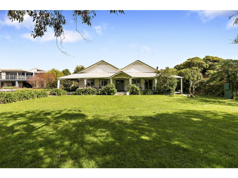 37-38 Forrest Avenue, Newhaven VIC 3925