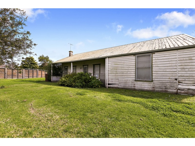 37-38 Forrest Avenue, Newhaven VIC 3925