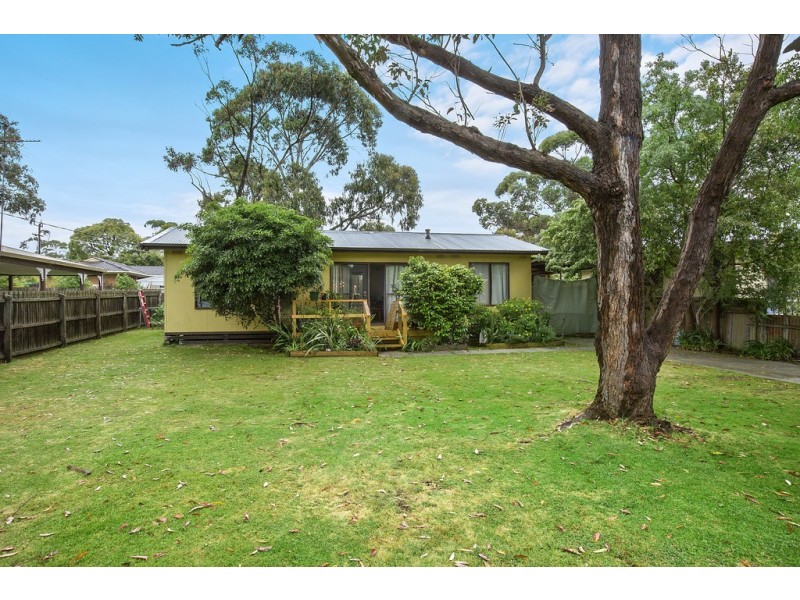 10 Seascape Avenue, Cowes VIC 3922