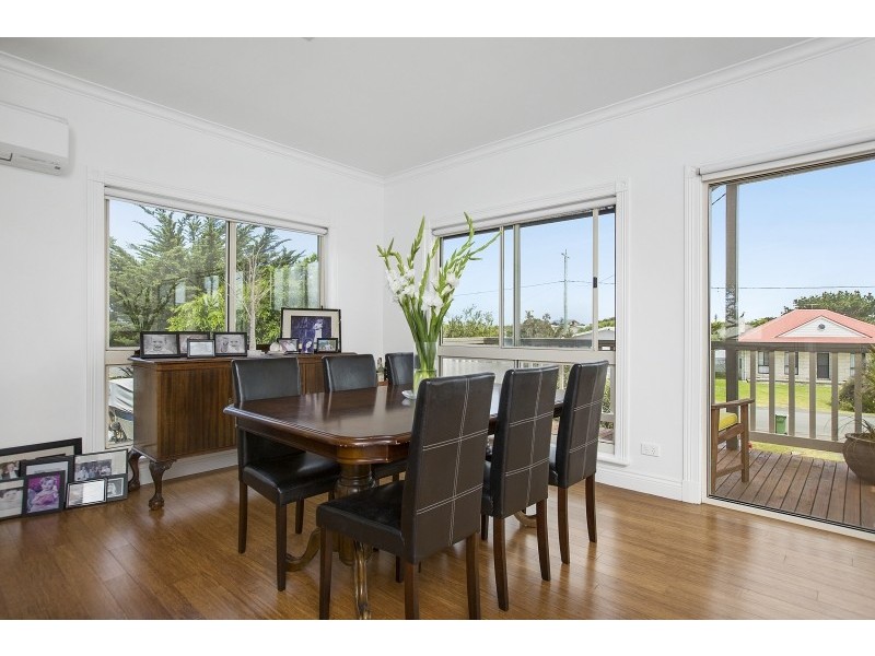 39 Sunderland Bay Road, Surf Beach VIC 3922