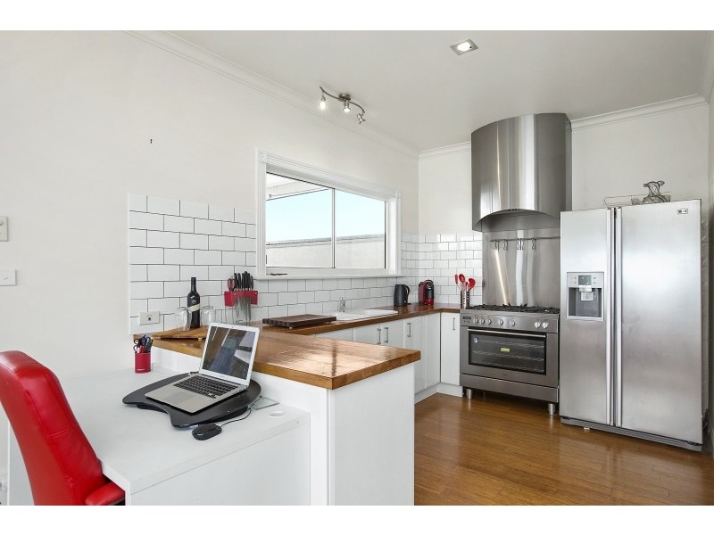 39 Sunderland Bay Road, Surf Beach VIC 3922