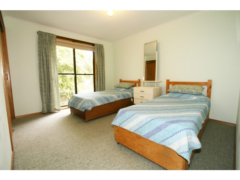 17 Vaughan Street, Cowes VIC 3922