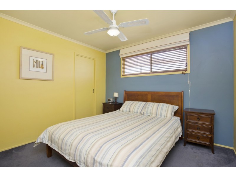 2 Endeavour Court, Cowes VIC 3922