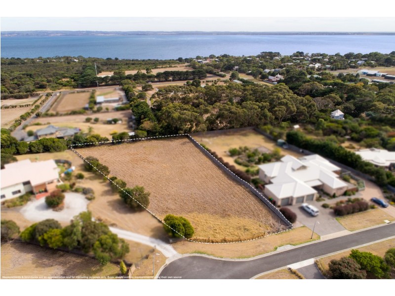 8 Hilary Close, Ventnor VIC 3922