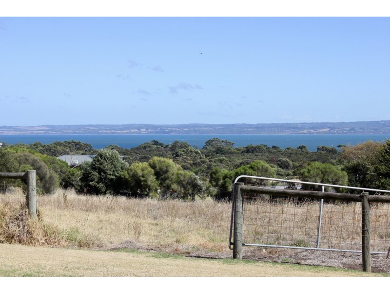 8 Hilary Close, Ventnor VIC 3922