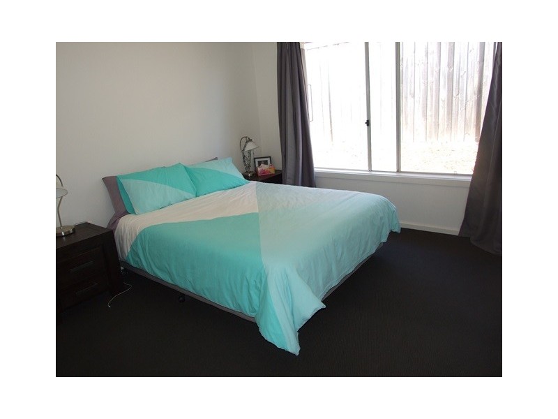 31 Seagrove Way, Cowes VIC 3922