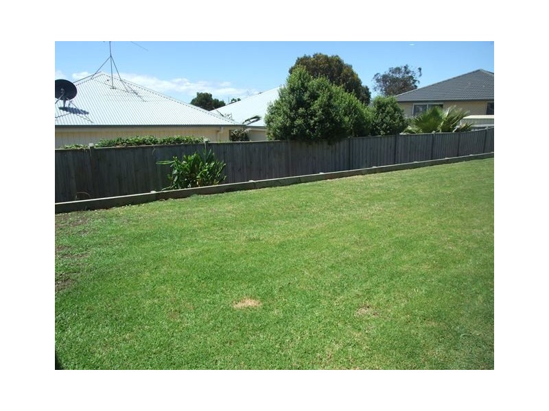 31 Seagrove Way, Cowes VIC 3922