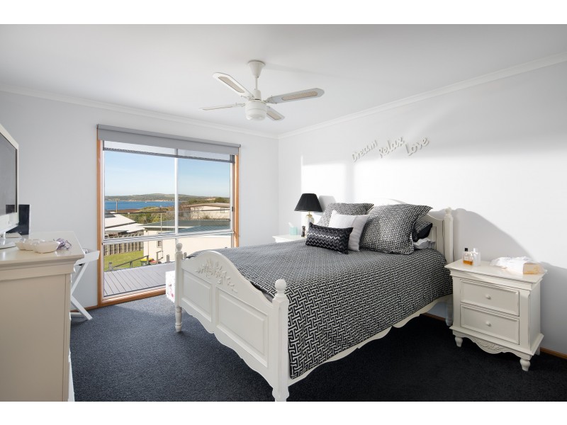 49 Bridgeview Drive, Cape Woolamai VIC 3925