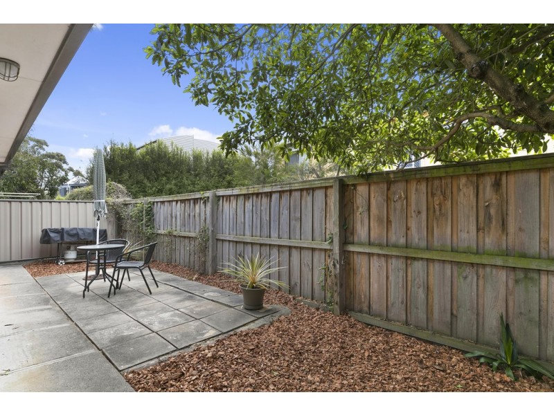 3/4 McHaffie Drive, Cowes VIC 3922