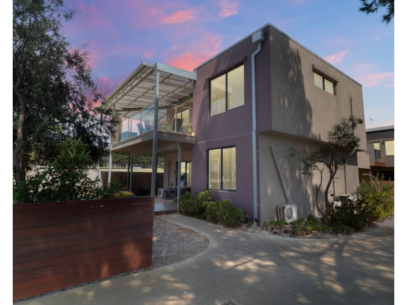 1/117 Back Beach Road, Smiths Beach VIC 3922