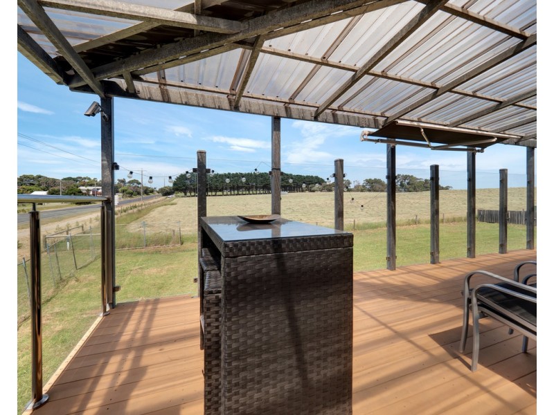 1/117 Back Beach Road, Smiths Beach VIC 3922