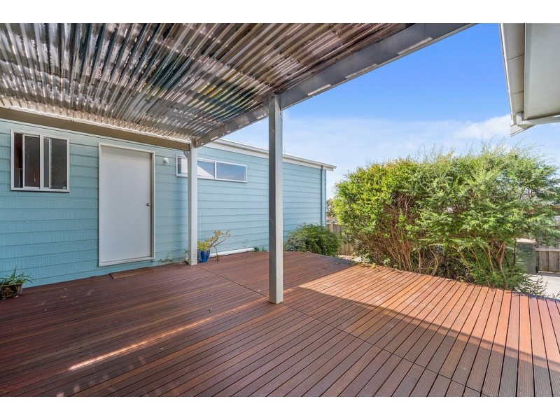 2 Tingara Close, San Remo VIC 3925