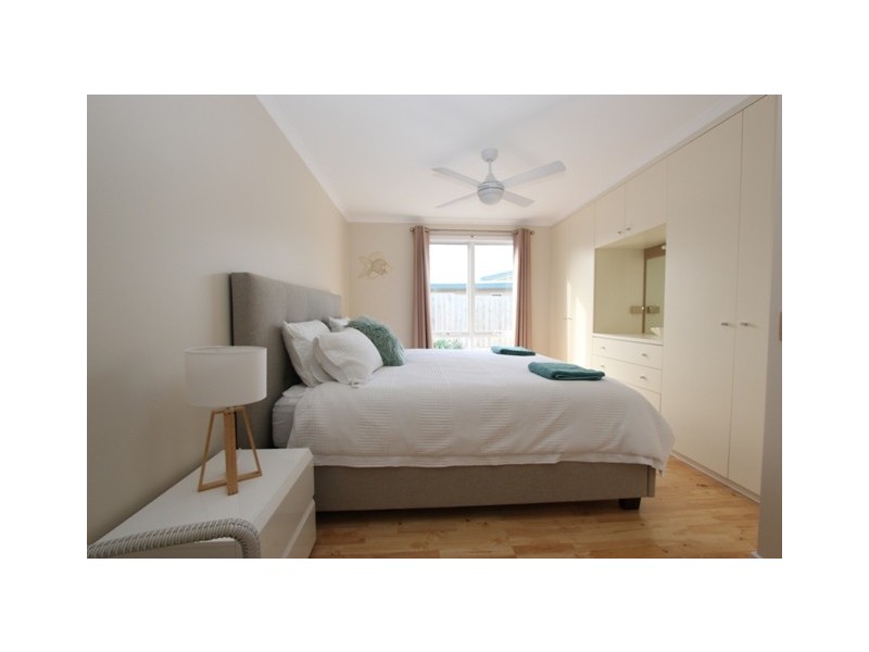 5/6 Park Street, Cowes VIC 3922