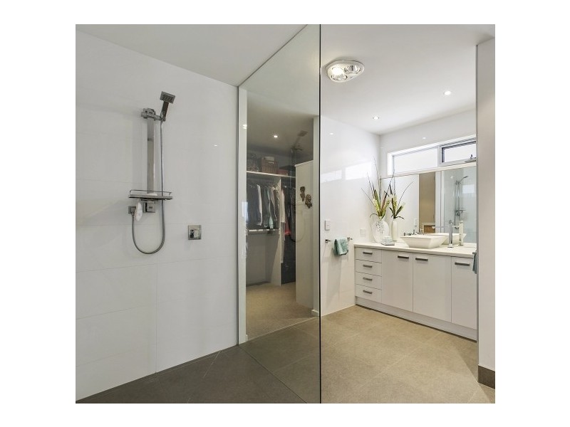 1/38 Panorama Drive, San Remo VIC 3925