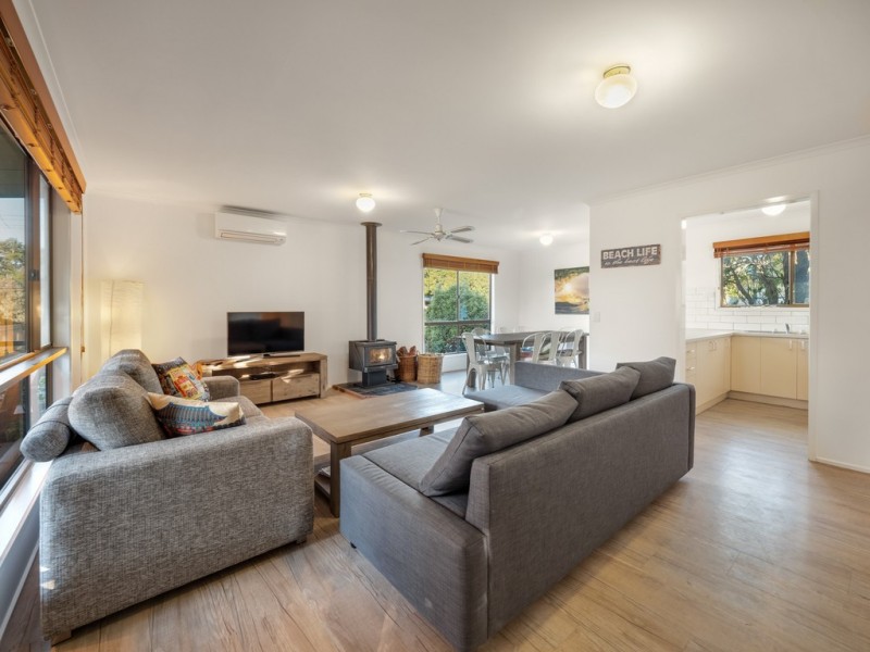 22 Scenic Drive, Cowes VIC 3922