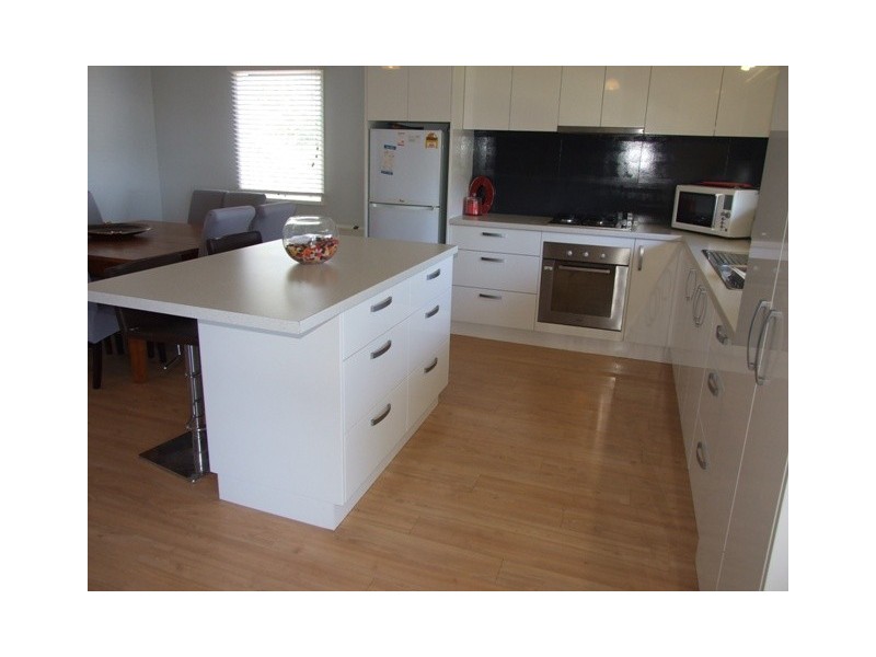 27 Poulter Ave, Rhyll VIC 3923