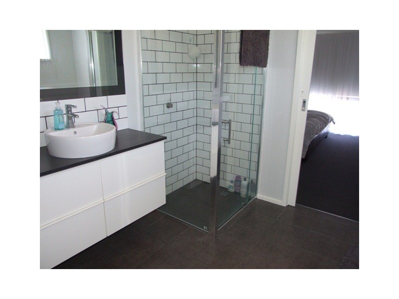 27 Poulter Ave, Rhyll VIC 3923