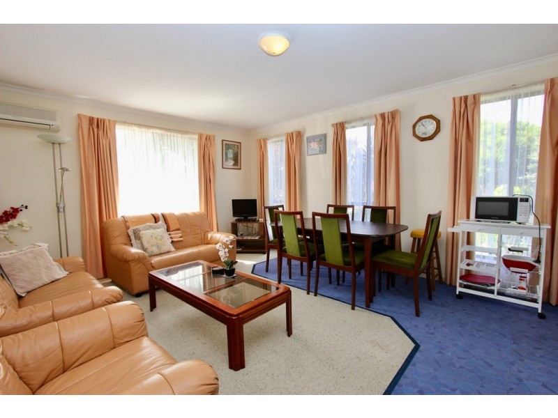 32 Walton Street, Cowes VIC 3922