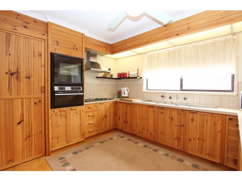 32 Walton Street, Cowes VIC 3922