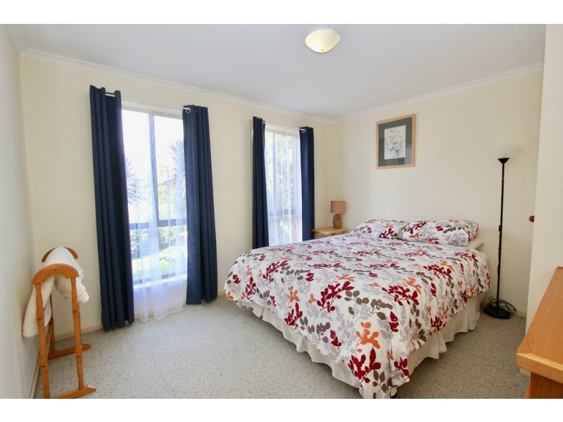 32 Walton Street, Cowes VIC 3922