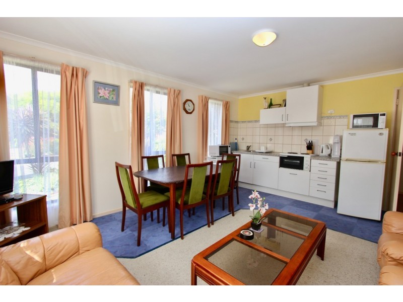 32 Walton Street, Cowes VIC 3922