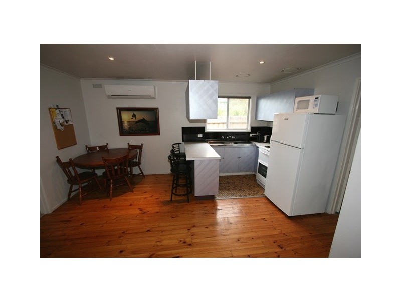 21 Lansell Road, Cowes VIC 3922